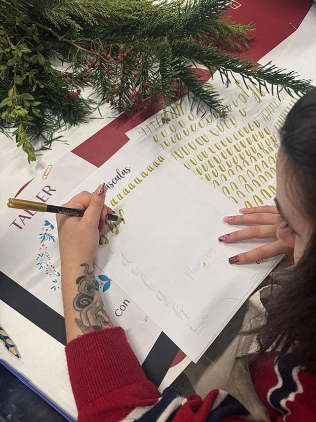 Taller de lettering teambuilding Coruña